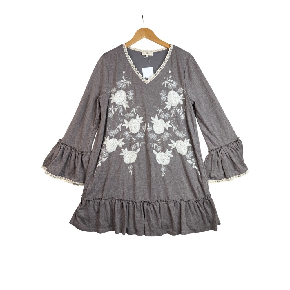 New Entro Floral Embroidery Long Shift Dress size Medium Mocha/White